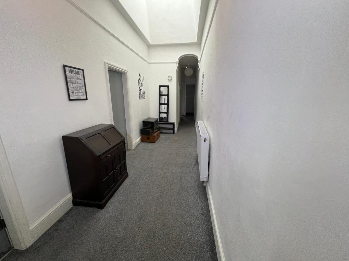 Peaky Blinders Apartment 5 Min Walk To Blackpool Tower Sleeps Up To 14 エクステリア 写真